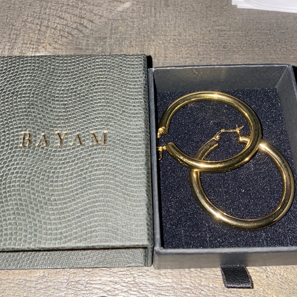 NWOT 14k gold filled 45mm gold thick hoops — ON TREND!